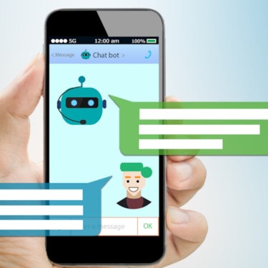 En mobiltelefon som visar en konversation mellan en person och en chatbot.